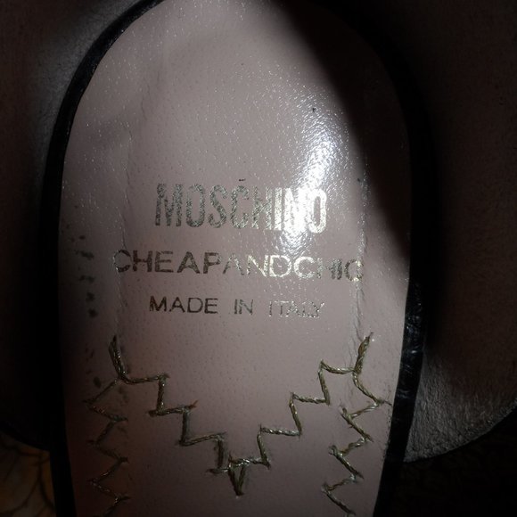 Moschino Cheapandchic Black Textured Leather Black Heels Size 38.5B - Picture 4 of 16